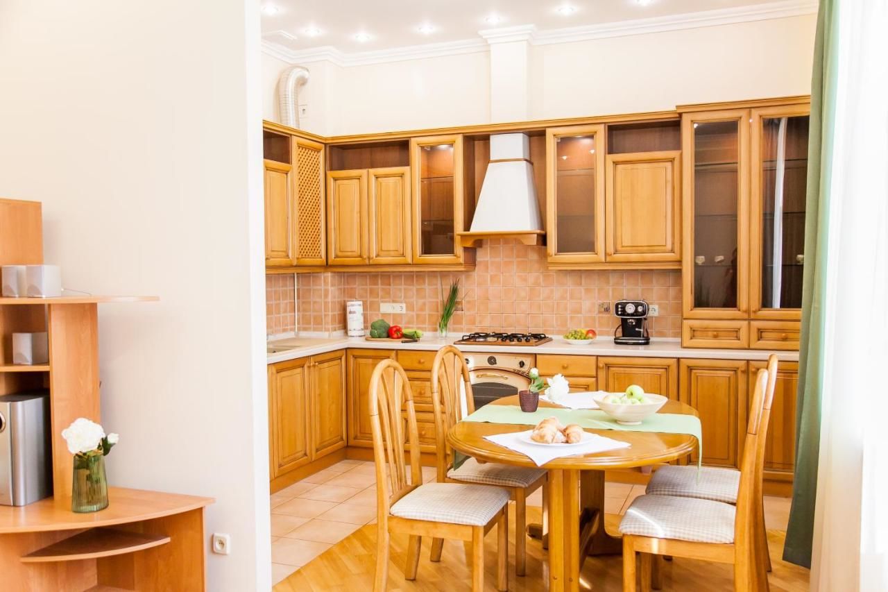 Апартаменты Inn Home Apartments in Kiev Center Киев
