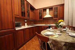 Апартаменты Inn Home Apartments in Kiev Center Киев Апартаменты с 2 спальнями - ул. Пушкинская, 33-1